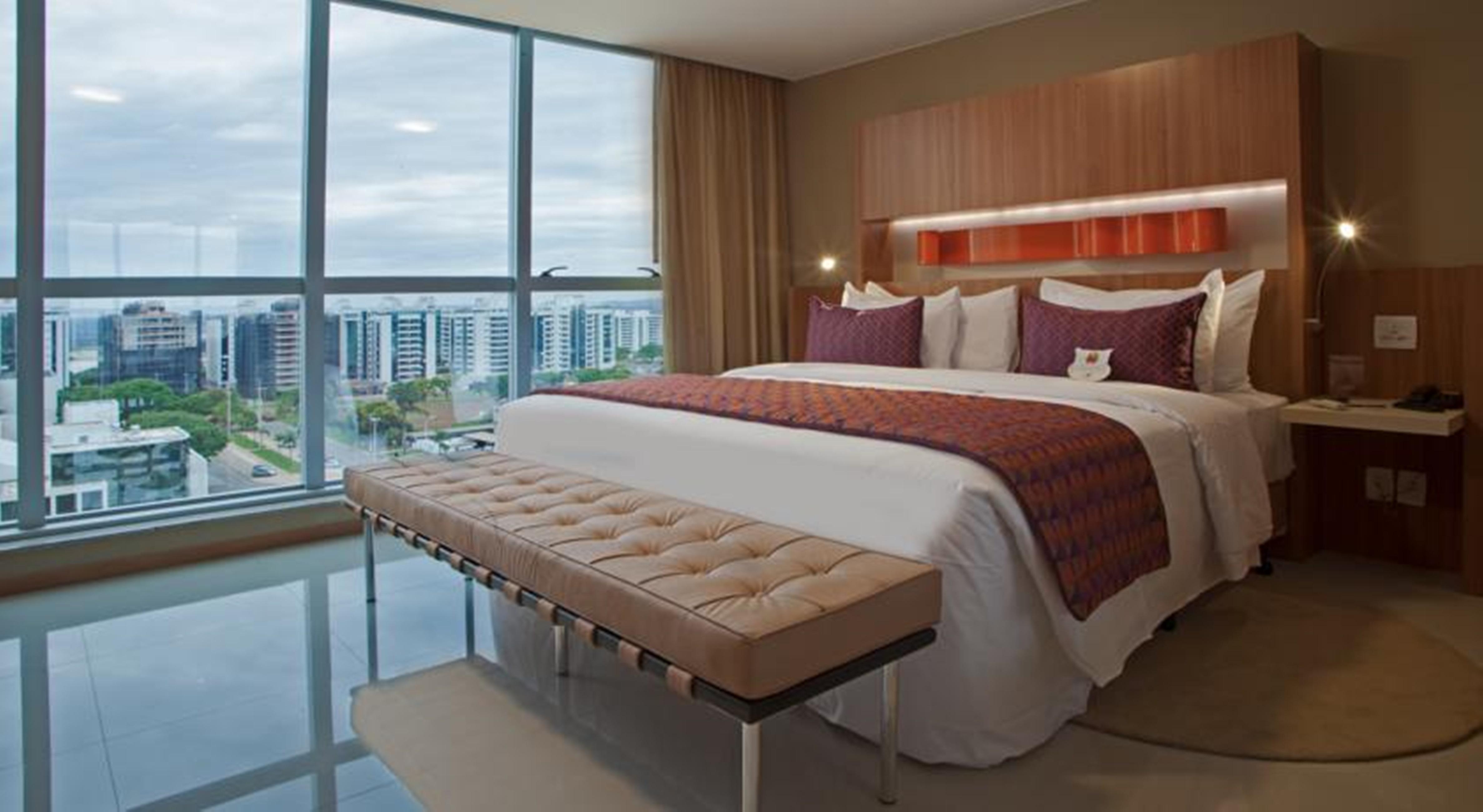 Jade Hotel 5*