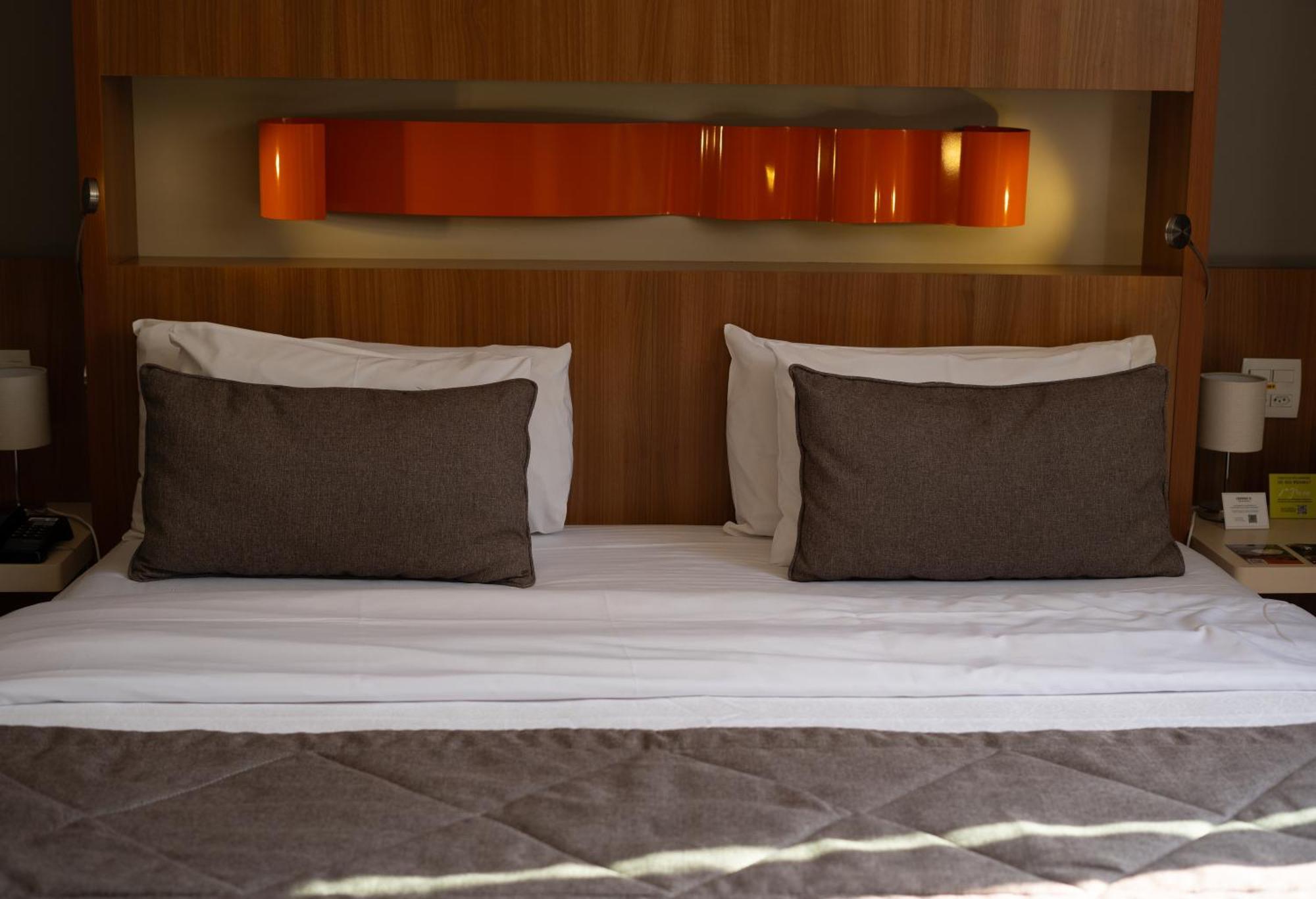 Hotel Jade